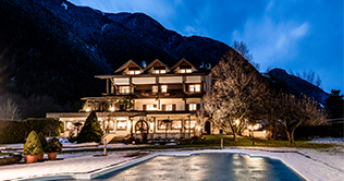 Passare le ferie invernali al Wellnesshotel Windschar presso Brunico